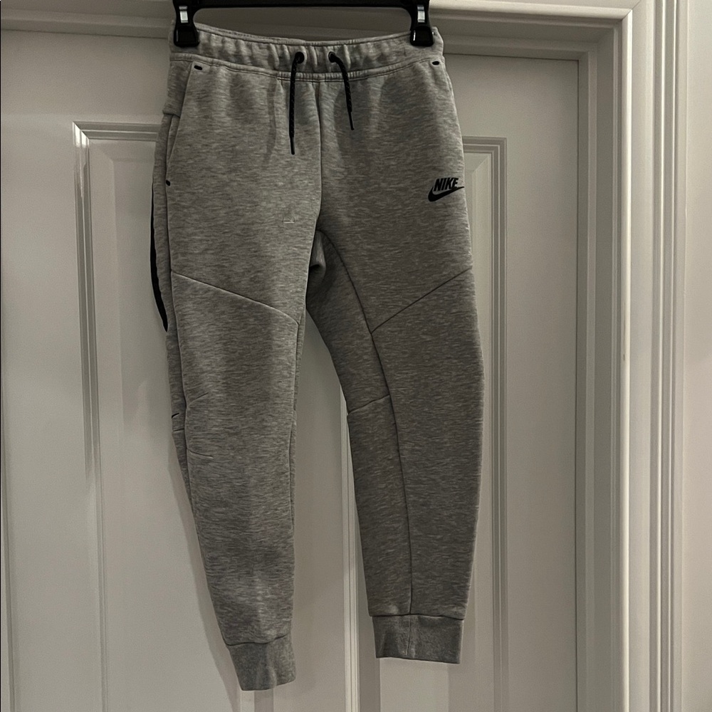 Nike Tech Heather Gray Joggers